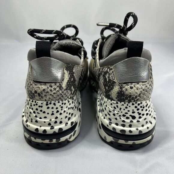 NEW Steve Madden Women's Cliff Sneakers Size 9 Silver Snakeskin Shoes - Picture 7 of 9